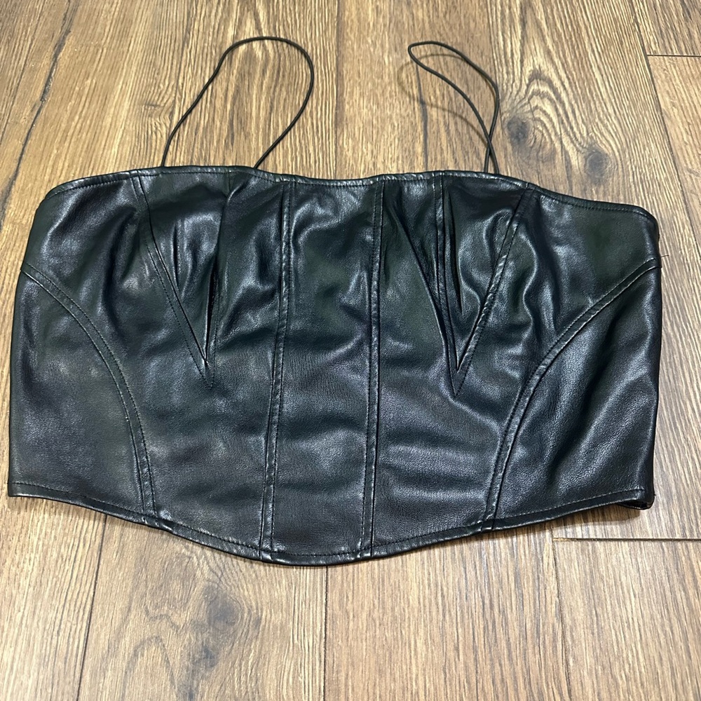 1x faux leather crop top